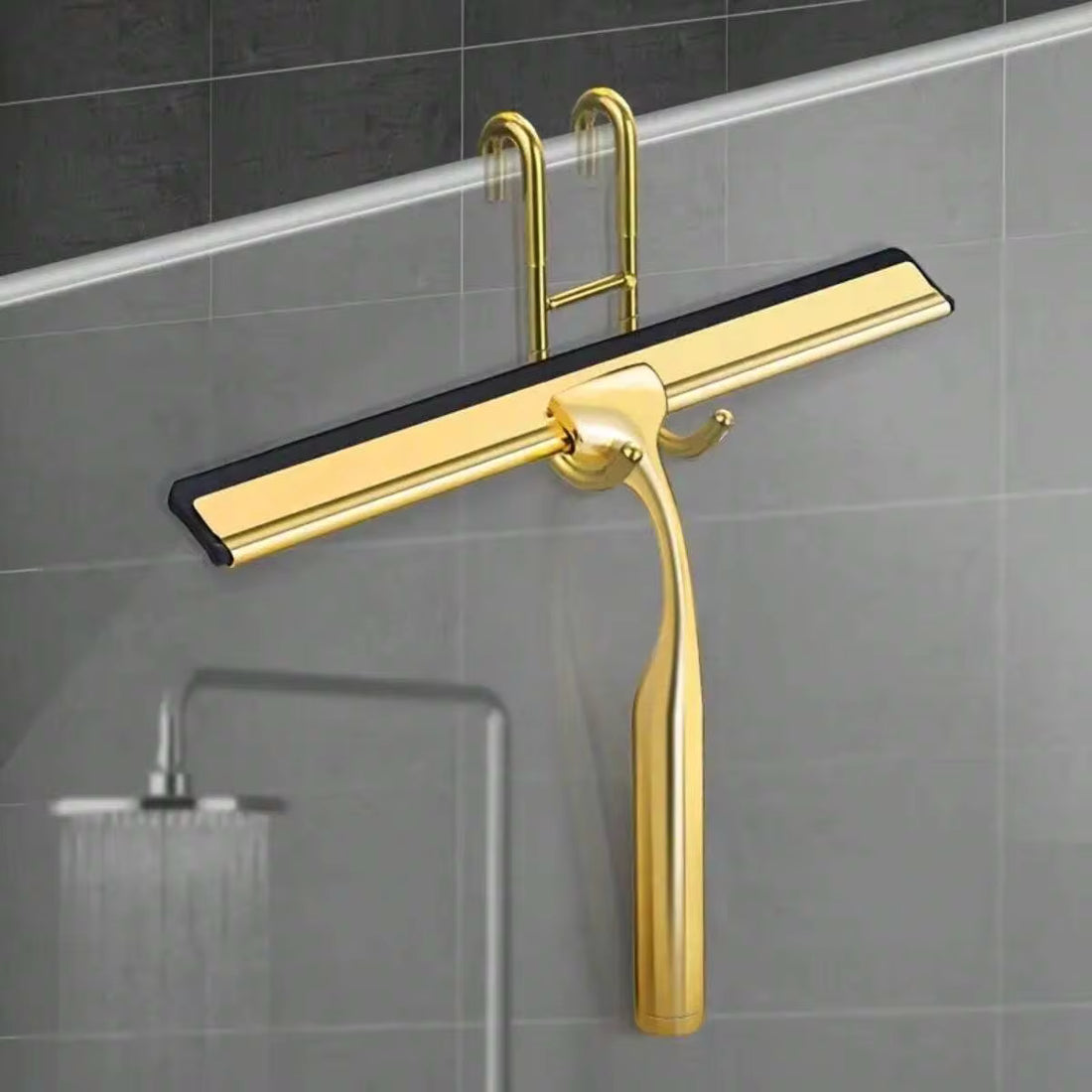 1pc Bathroom Golden Wiper, Shower Wiper Brush, Mirror Wiper, Window Scraper, Cleaning Artifact, Convenient, Wiper With Hook, Bathroom Cleaning Tool, Bathroom Accessories,Autumn/Winter Essential Cleaning Tools,