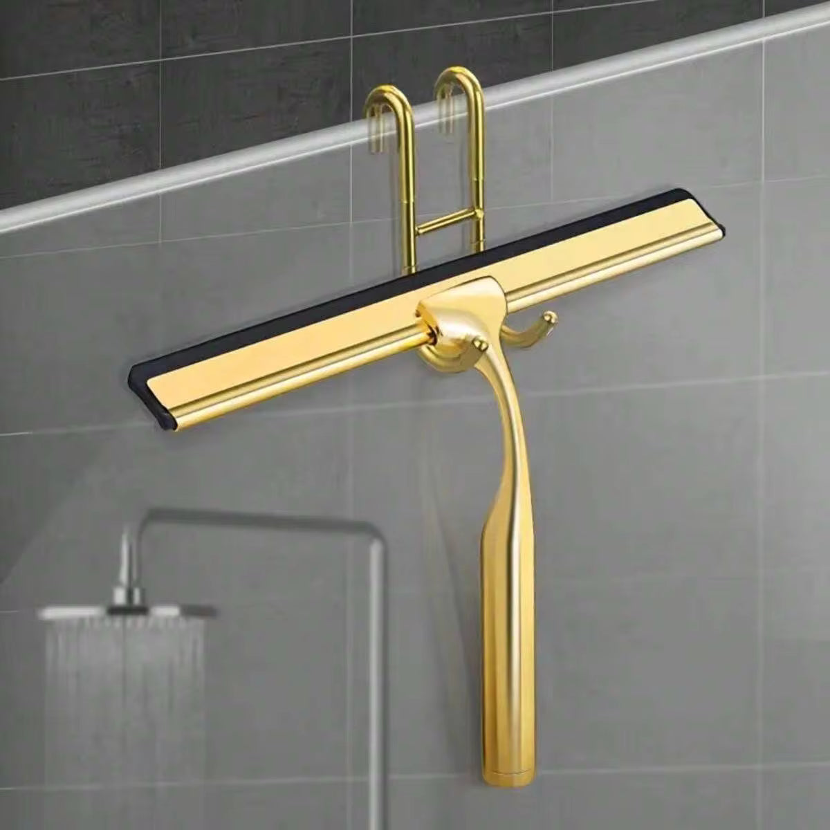 1pc Bathroom Golden Wiper, Shower Wiper Brush, Mirror Wiper, Window Scraper, Cleaning Artifact, Convenient, Wiper With Hook, Bathroom Cleaning Tool, Bathroom Accessories,Autumn/Winter Essential Cleaning Tools,